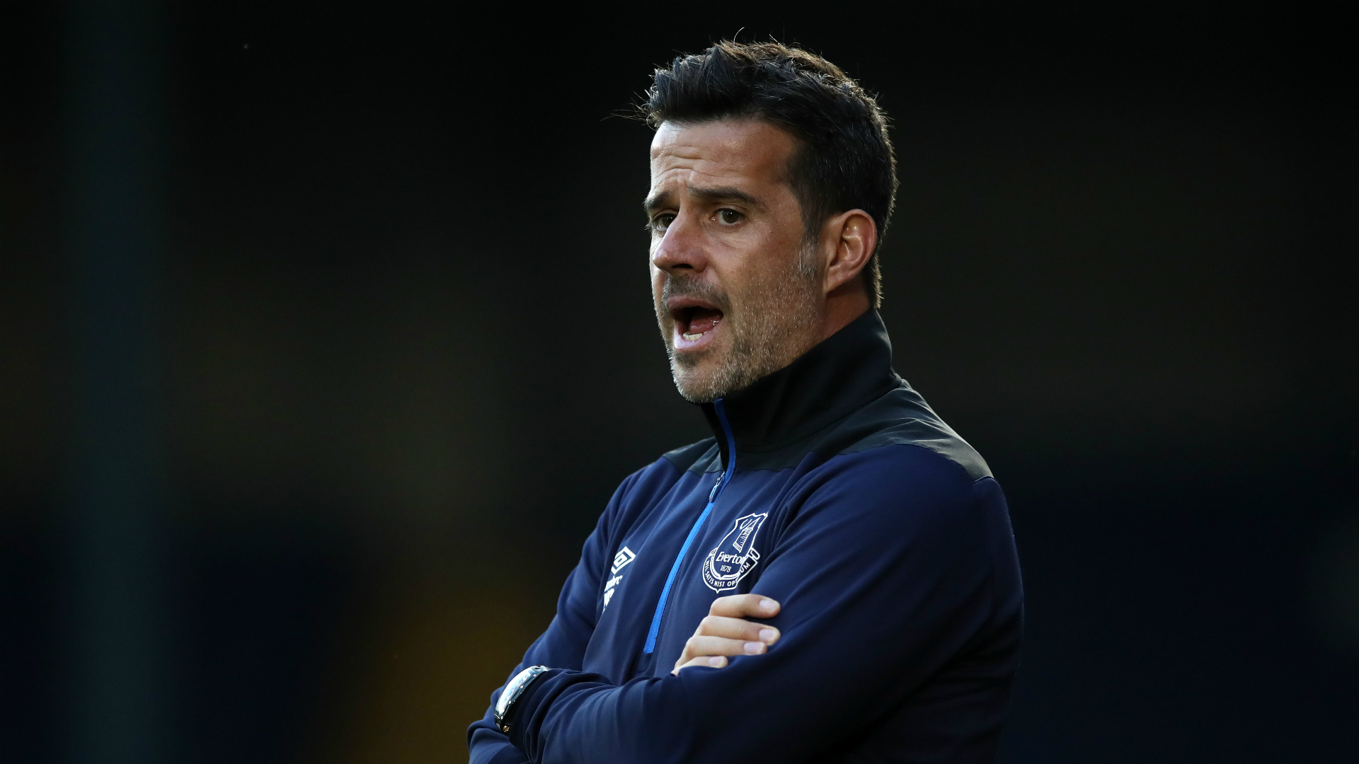 根据相关调 根据相关调